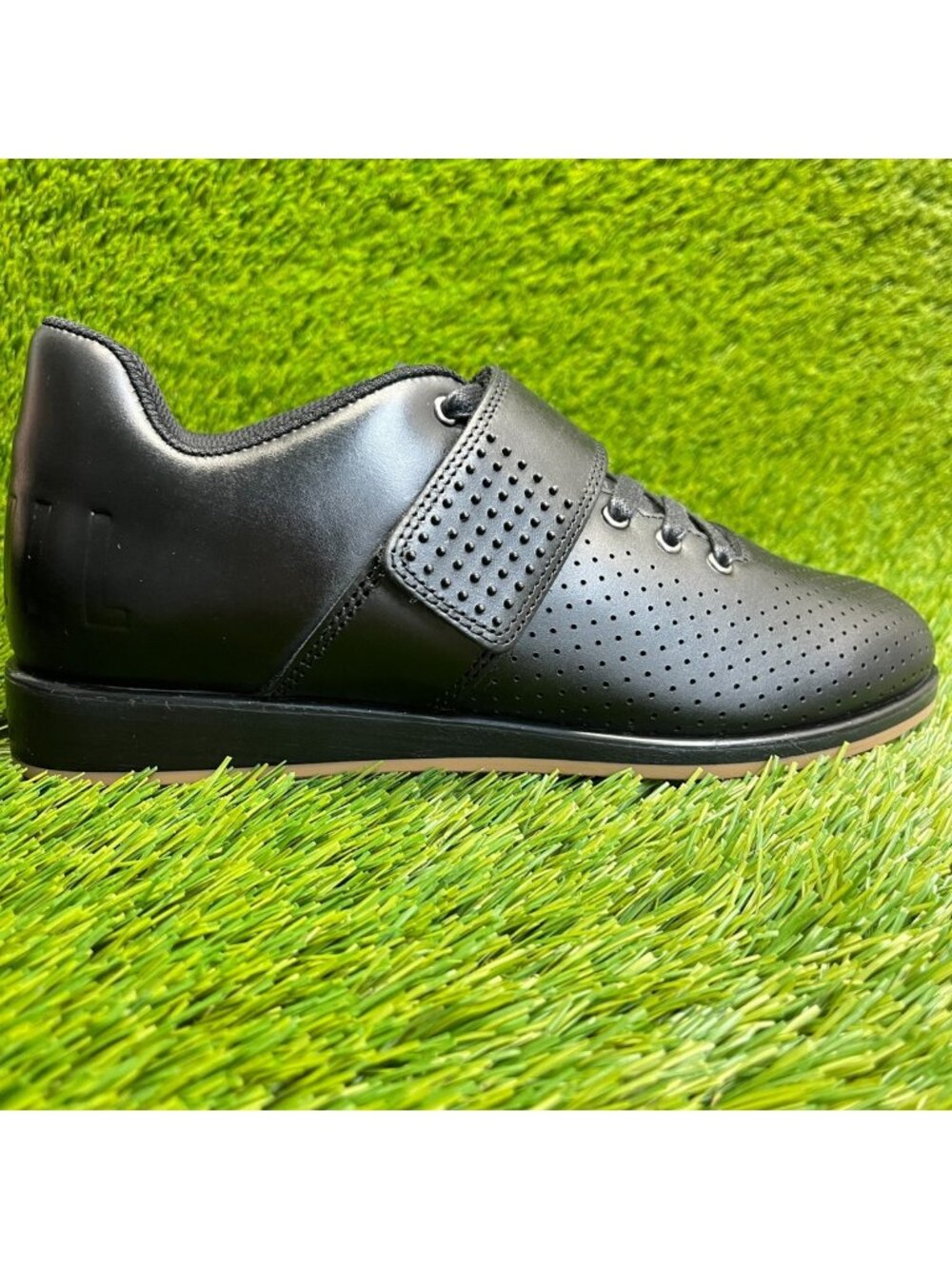 Nobull Lifters Womens Size 8.5 Black Gum Leather Weightlifting Shoes Sneakers